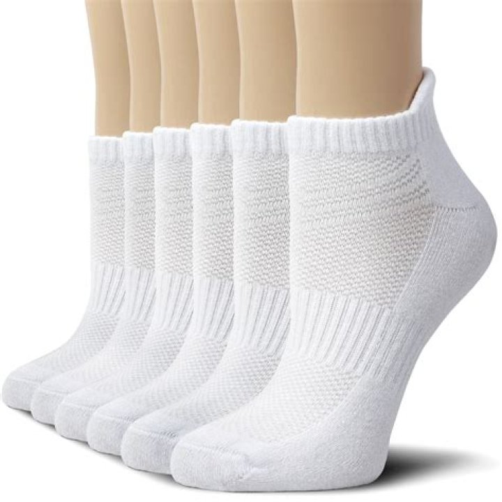 Are sports socks cotton?