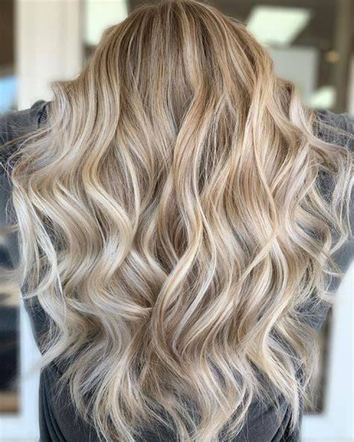 Can blondes balayage?