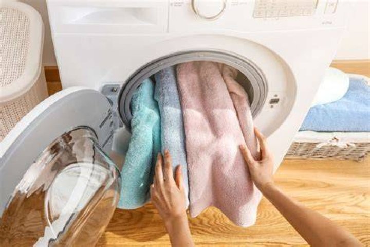 Can you put wet towels in the washer?