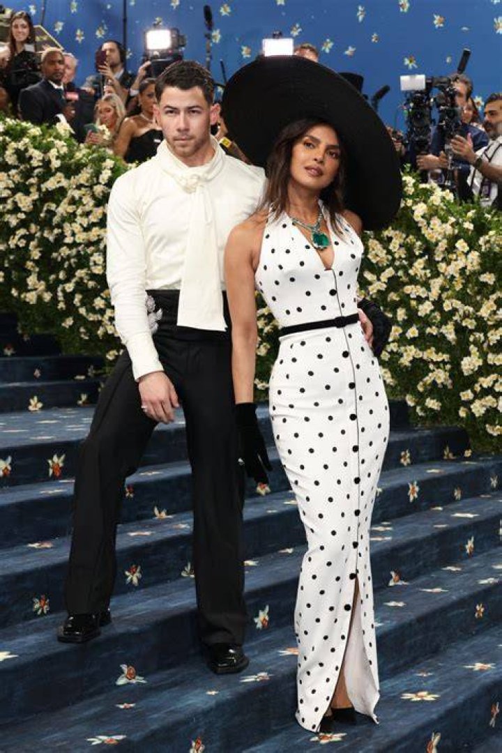 Did Nick meet real Isabella?