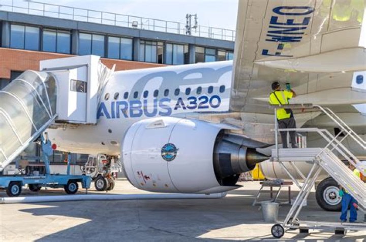 Do smaller planes take off faster?