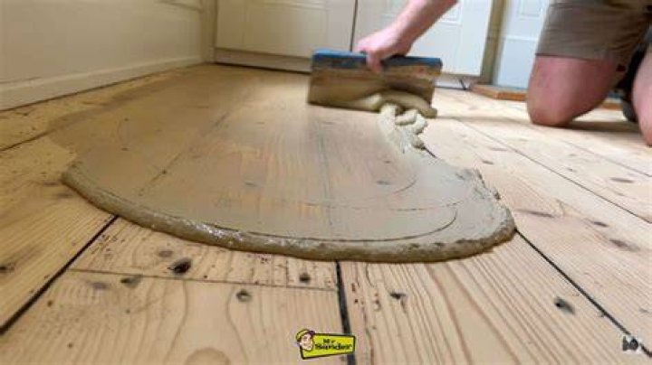 How do you restore old hardwood floors with gaps?