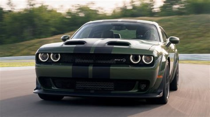 How fast is a hellcat?