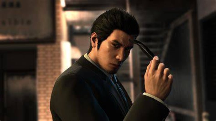How much do yakuza make?