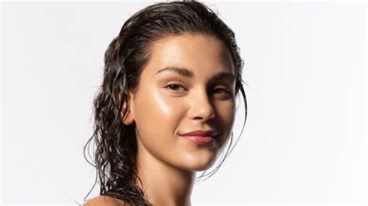 Is it OK to let hair dry naturally?