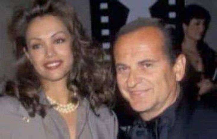 Is Joe Pesci married?
