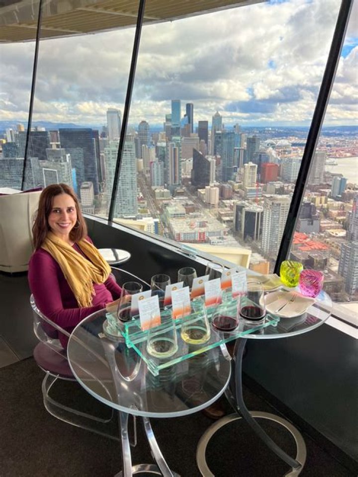 Is there a dress code for the Space Needle restaurant?