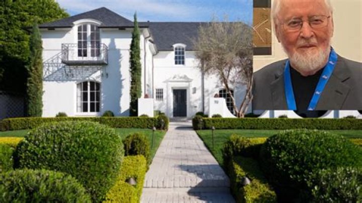 Where does John Williams live now?