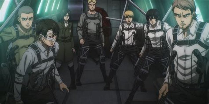 Who is hero in AOT?