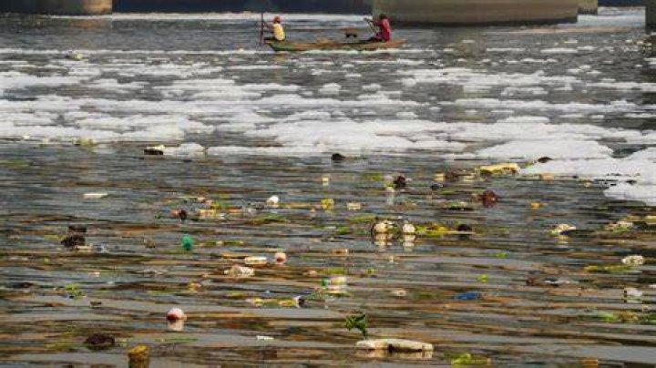 Why is Delhi water polluted?
